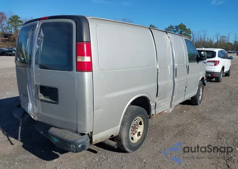 2008 Chevrolet Express Work Van from USA, damaged, VIN 1GCGG25C981158237